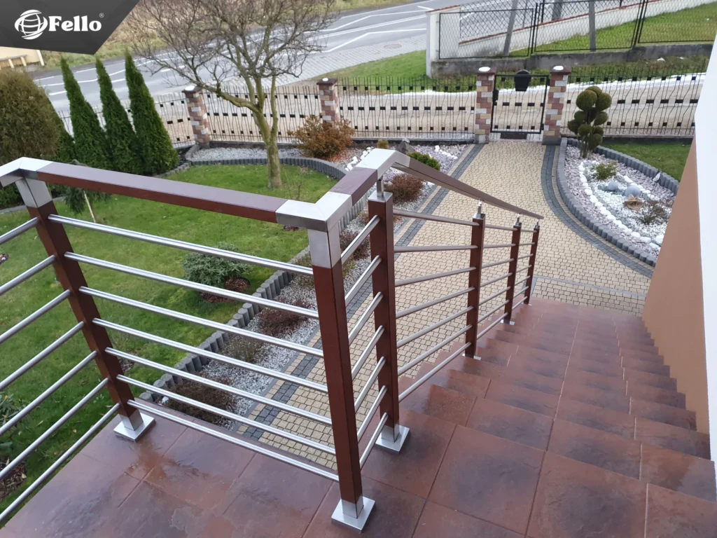 Schodišťové zábradlí Fello model Standard s madlem